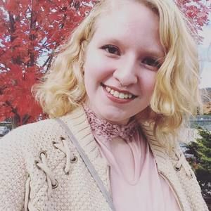 Meet your Posher, Elizabeth